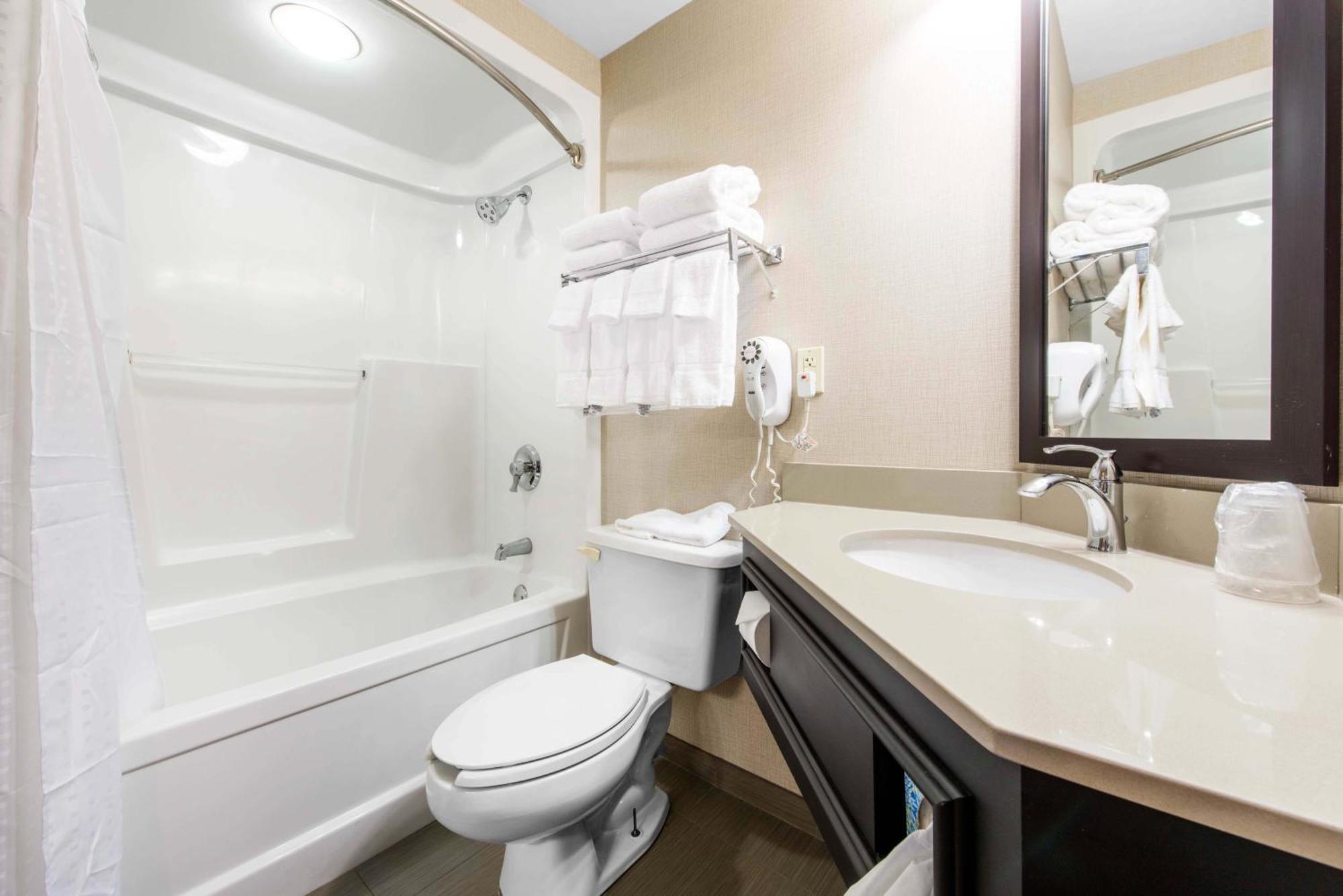 Clarion Pittsburgh Cranberry Gasthof 2*