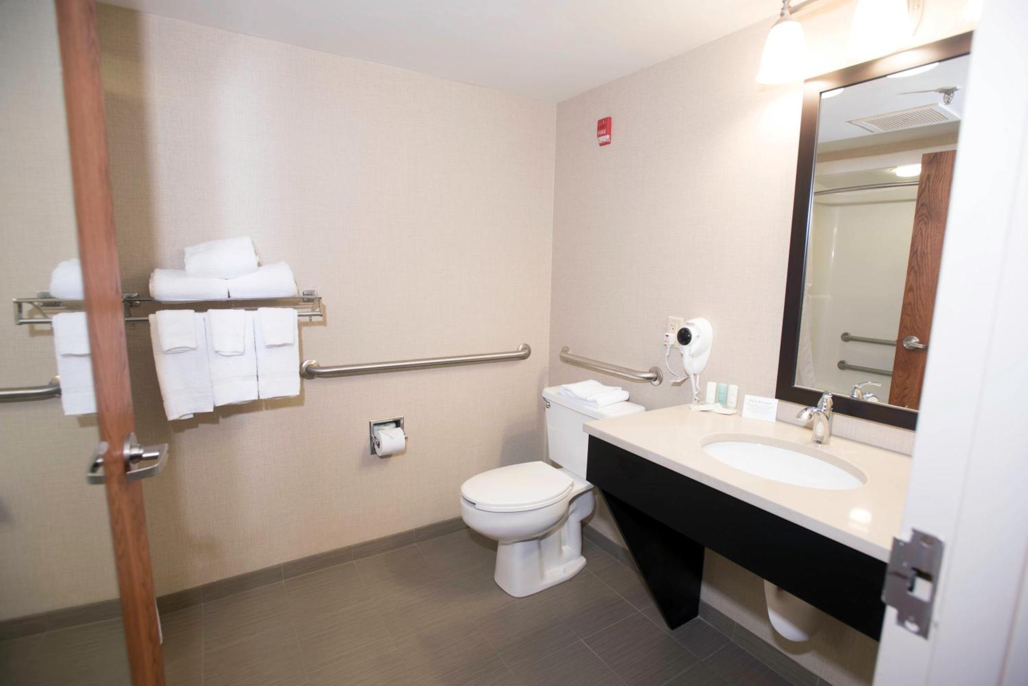 Gasthof Clarion Pittsburgh Cranberry 2*