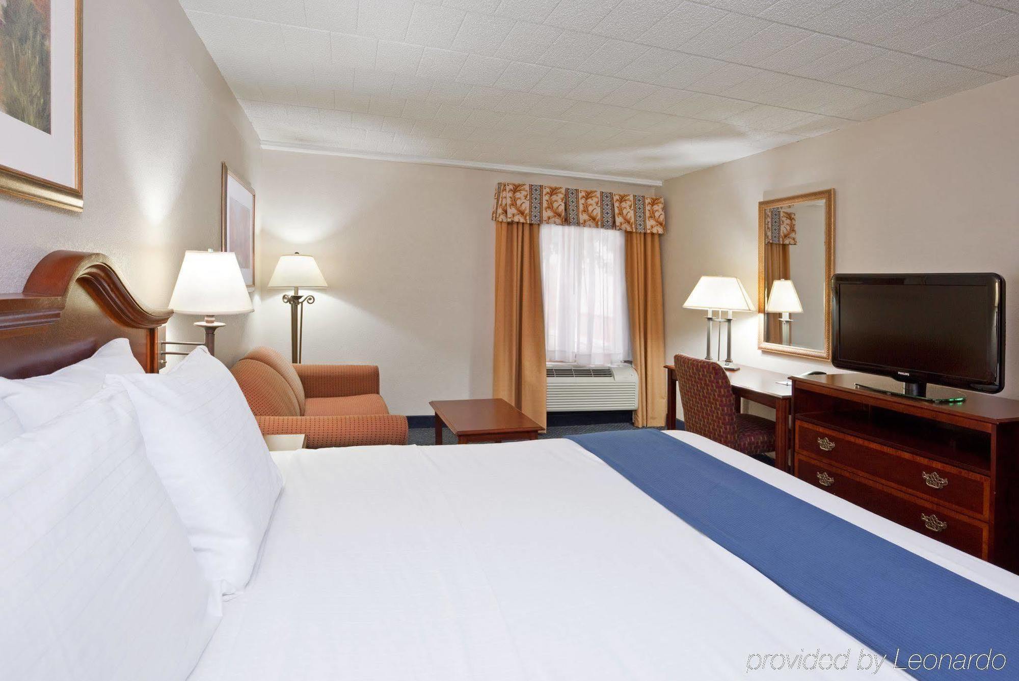 Clarion Pittsburgh Cranberry Gasthof